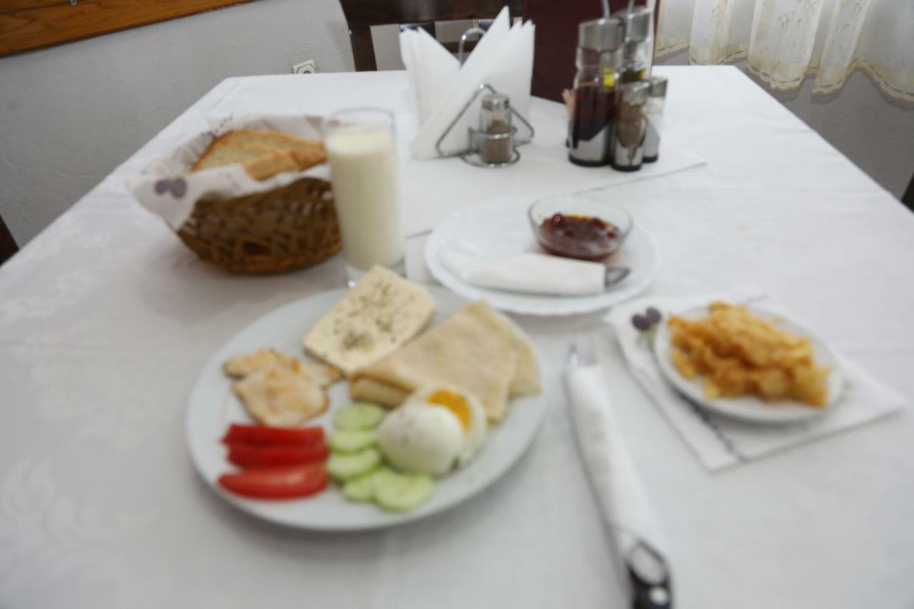 Hotel Villa Kabashi 코르처 외부 사진