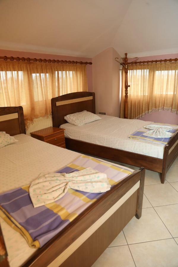 Hotel Villa Kabashi 코르처 외부 사진