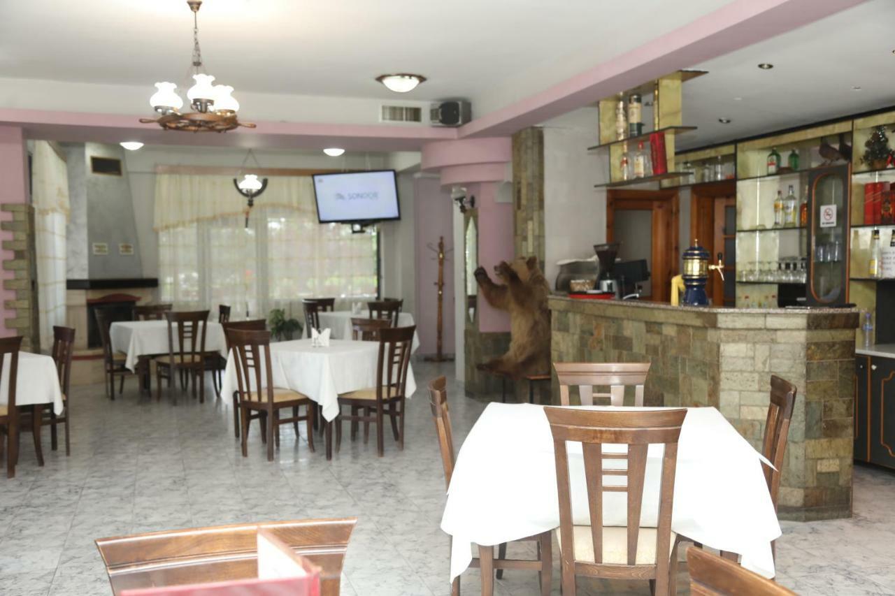 Hotel Villa Kabashi 코르처 외부 사진