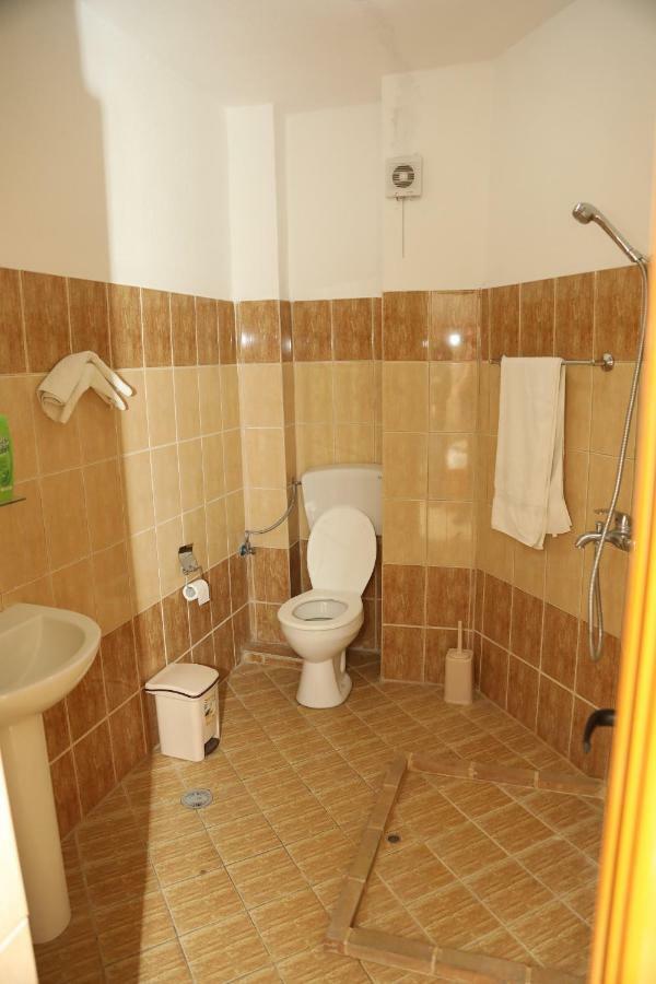 Hotel Villa Kabashi 코르처 외부 사진