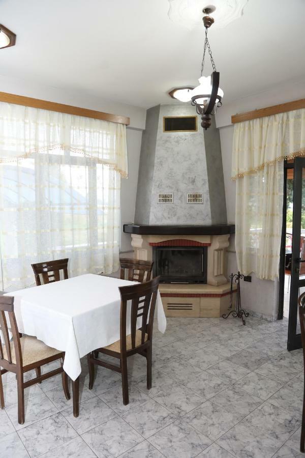 Hotel Villa Kabashi 코르처 외부 사진
